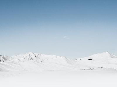 白昼雪山摄影